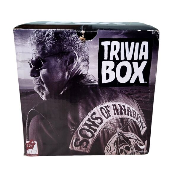 SONS of ANARCHY Trivia Box Card Game Cardinal Games 2012 - Picture 2 of 11